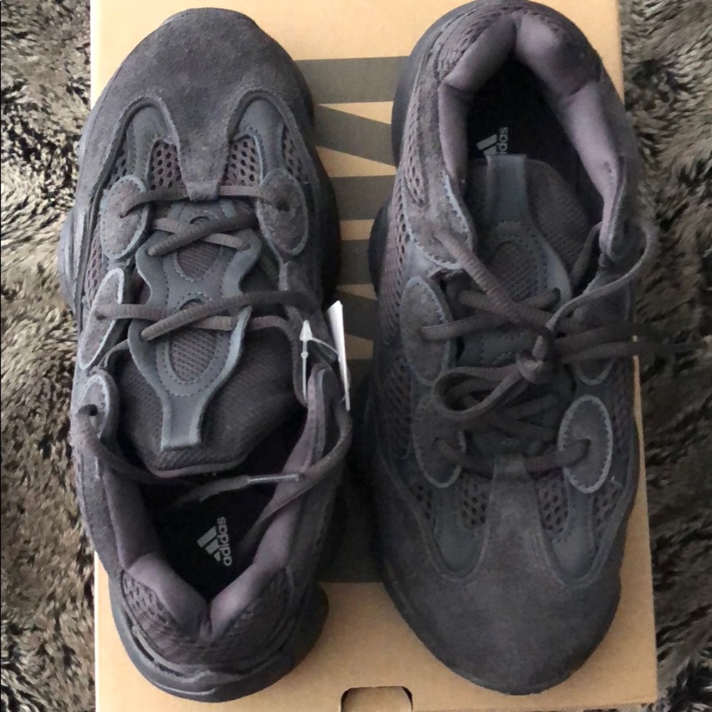 Yeezy 500 “Utility Black”